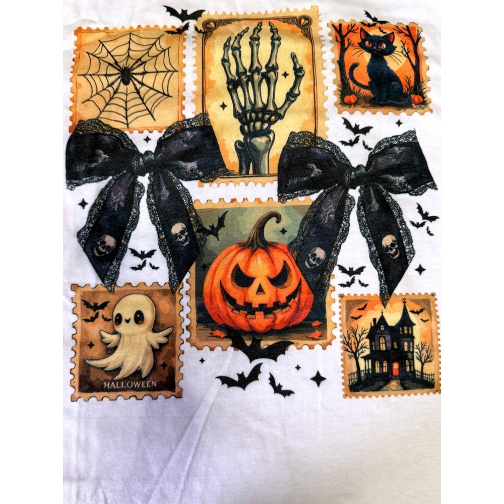 NWOT District Halloween Graphic T-Shirt White Spooky Bows Pumpkin Ghost S Unise